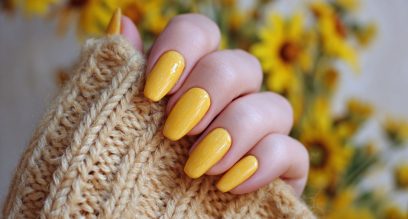 24 Yellow Nail Ideas That Brighten Your Look