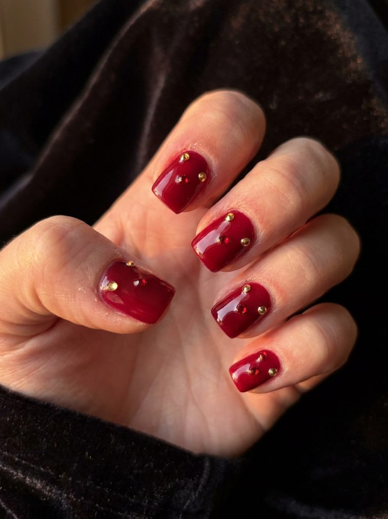 bruno mars romantic tour nails square deep red rhinestone gems glossy glamorous concert