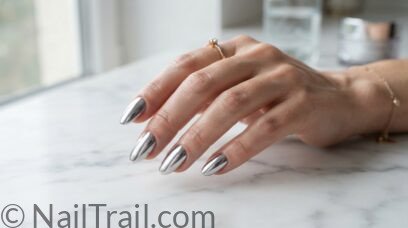 How to Do Chrome Nails at Home (Step-by-Step Guide)