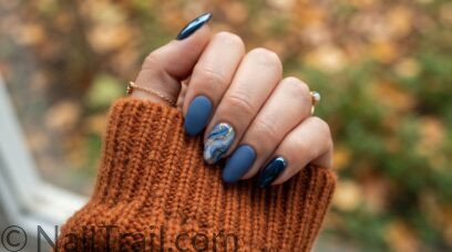 10 Fall Blue Nail Colors You Need to Try This Season